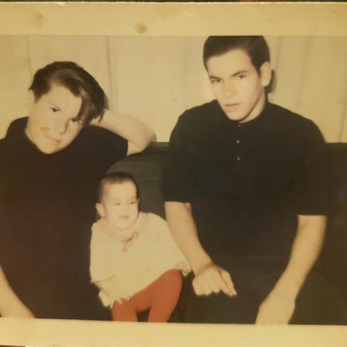 Scott, his sister Lori Ann and brother Gary