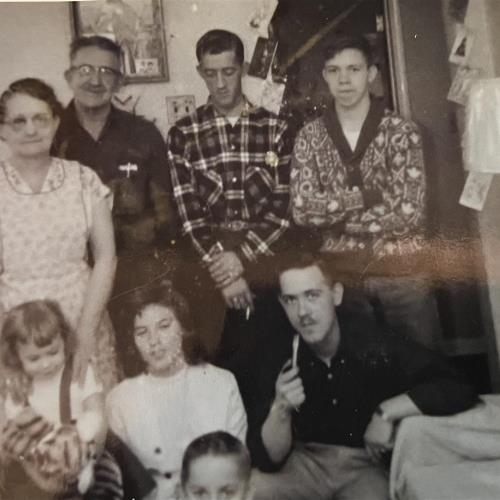 Dorothy, Arthur, Orville, Danny (back row), Don (pipe)