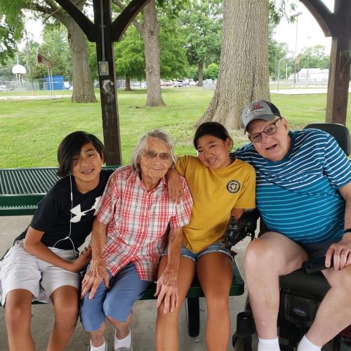 Visiting Aunt Katherin in Missouri. 2021