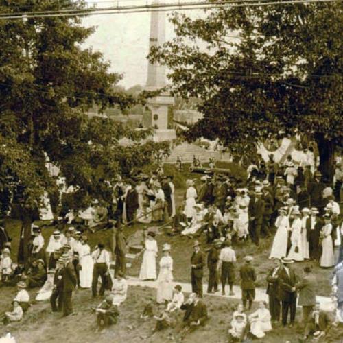 Estimated that 10,000 people gathered in 1914 for the 100th anniversary of the Battle of Lundy’s Lane in Niagara Falls. - Niagara Falls Public Library photo