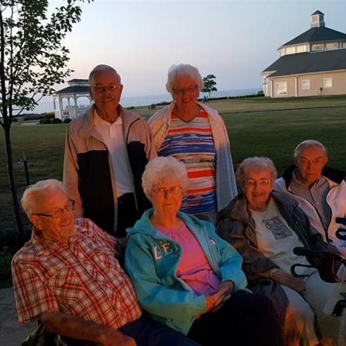 Pete, De, Marilyn, Gilbert, Amos & Erma